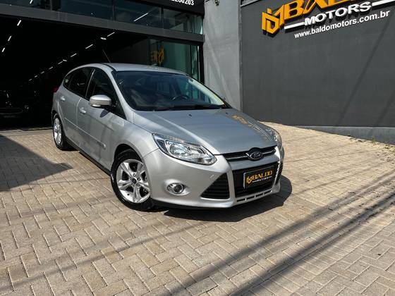 FORD FOCUS 1.6 S 16V FLEX 4P POWERSHIFT FORD FOCUS 1.6 S 16V FLEX 4P POWERSHIFT